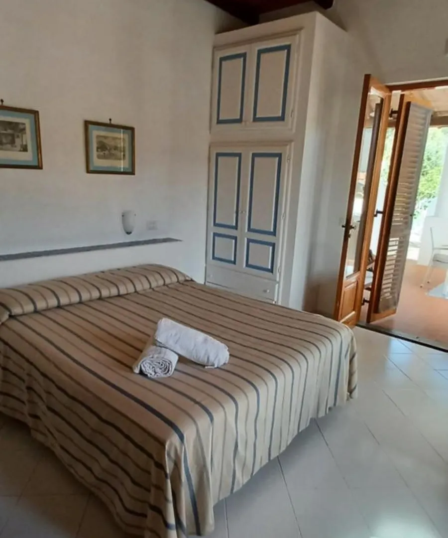 Aparthotel La Casa Al Mare Vulcano Italy